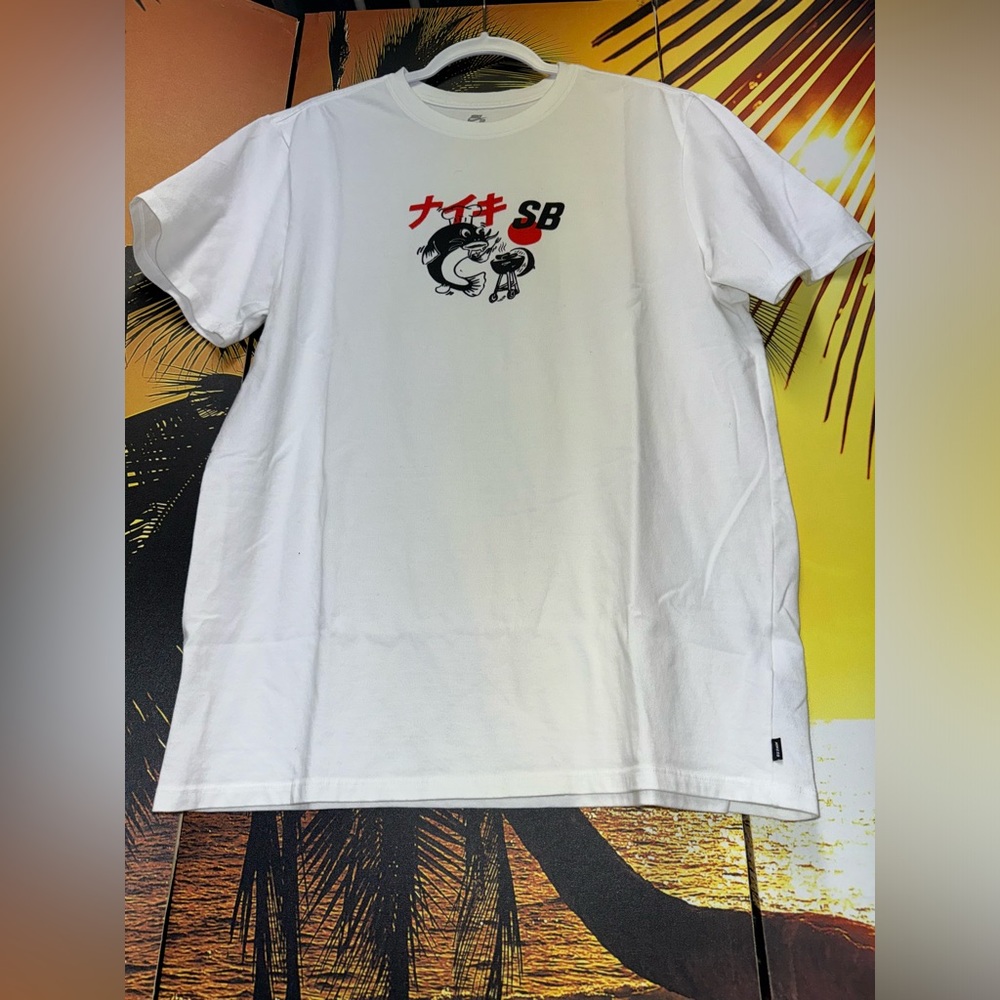 Nike SB DriFit Fish Chef T-Shirt White Large